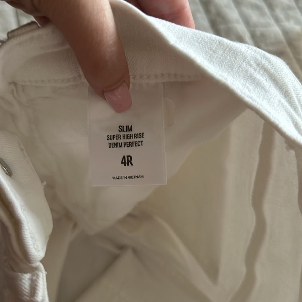 Express Super High Rise Denim Perfect Jeans - Picture 3 of 3